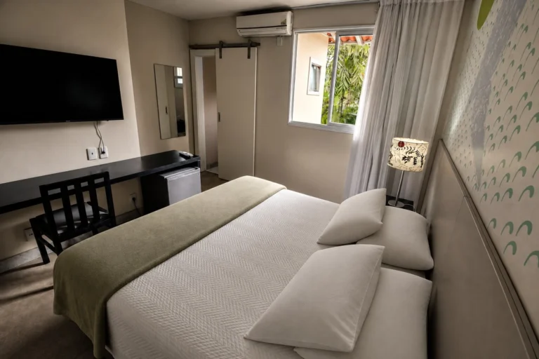 Quarto Superior Duplo com cama queen